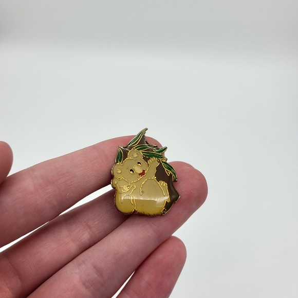 Vintage koala 🐨 pin - Picture 2 of 3